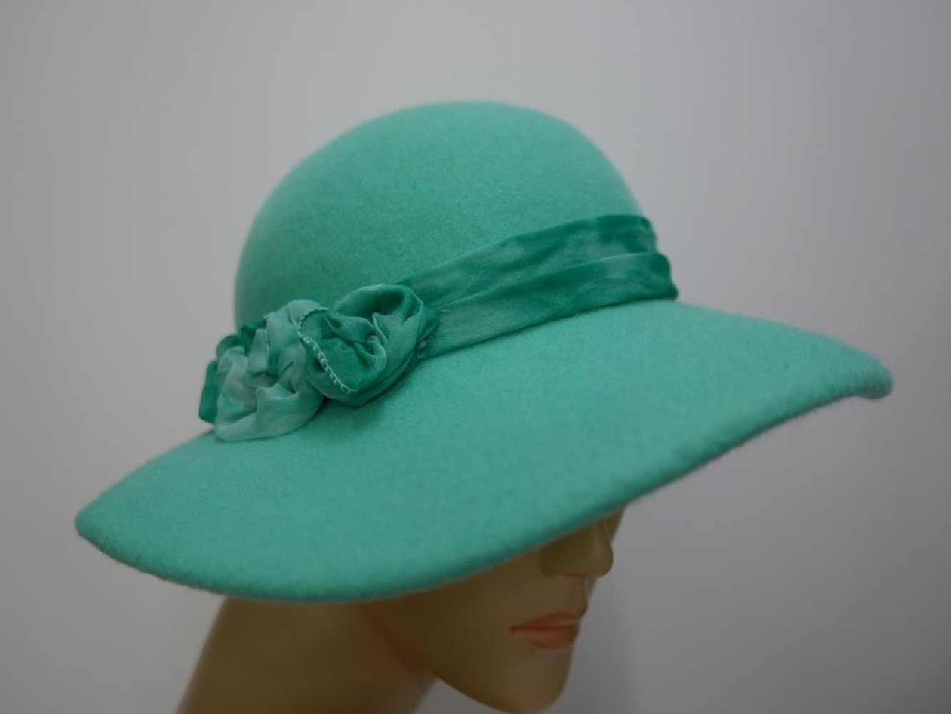 Viva mietowy kapelusz filcowy-54-56 cm