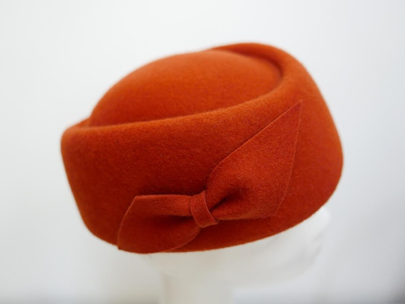 Tallina rudy toczek filcowy 54-57 cm