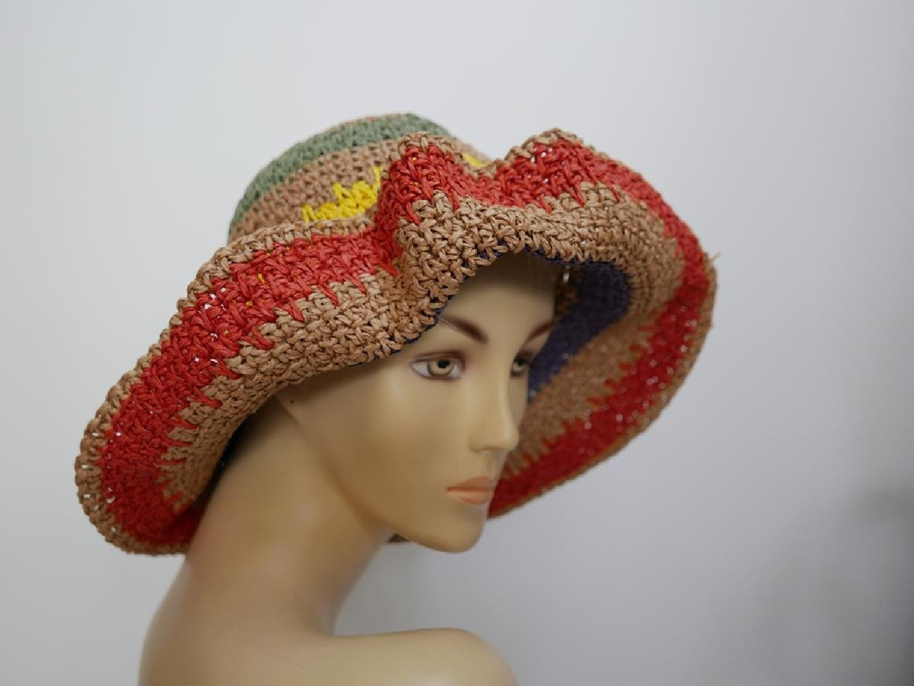 Kolorowy pleciony słomkowy letni  kapelusz do 60 cm