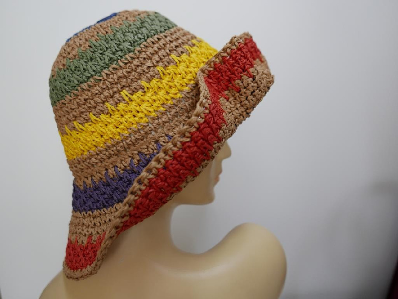 Kolorowy pleciony słomkowy letni  kapelusz do 60 cm
