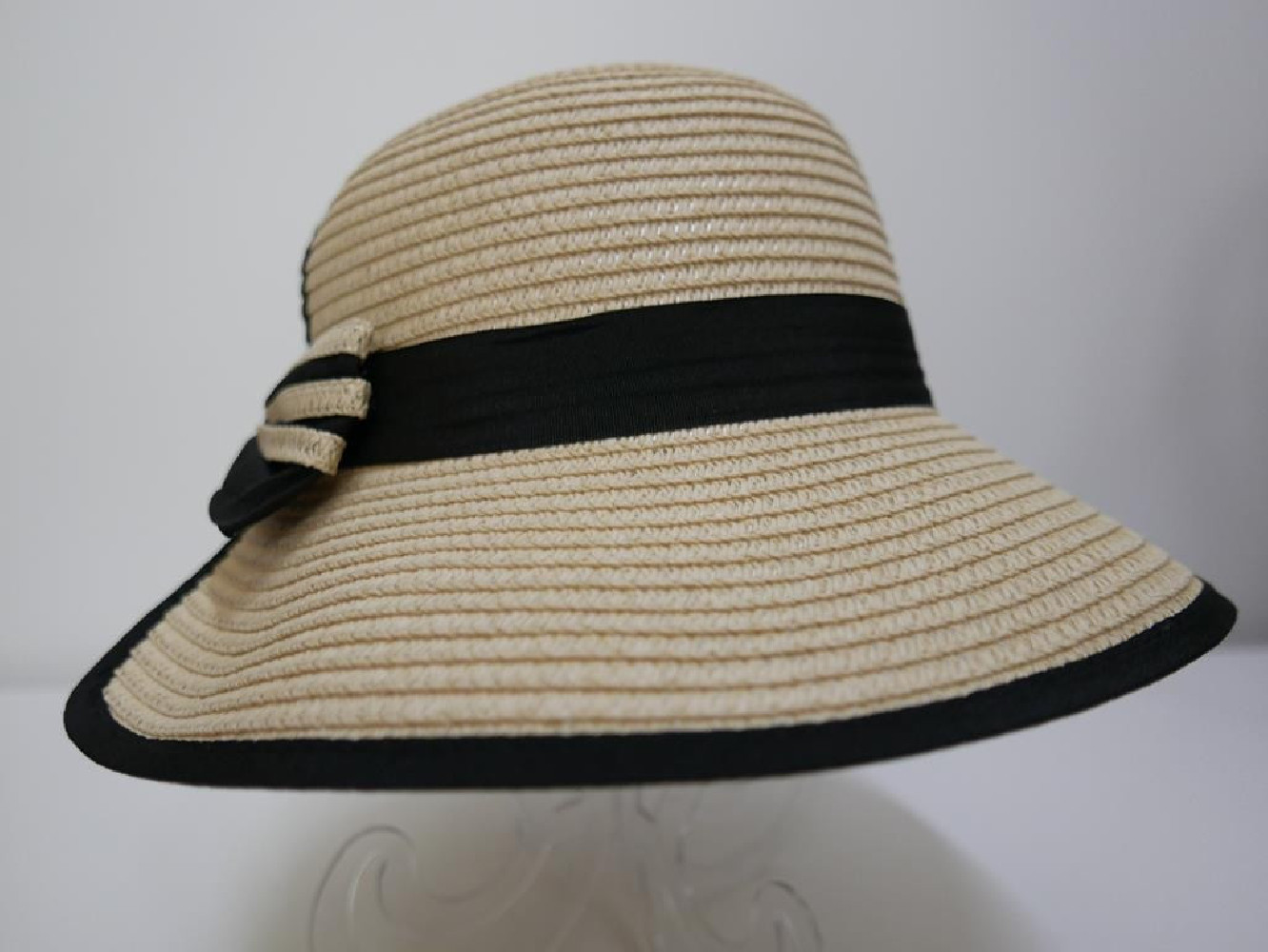 Beżowy słomkowy letni  kapelusz 56-57cm