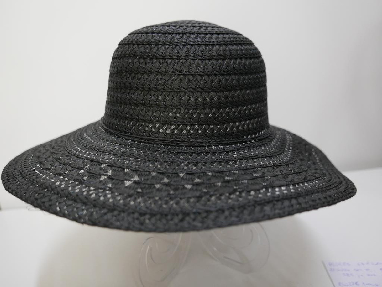 Czarny słomkowy letni  kapelusz 57-58cm