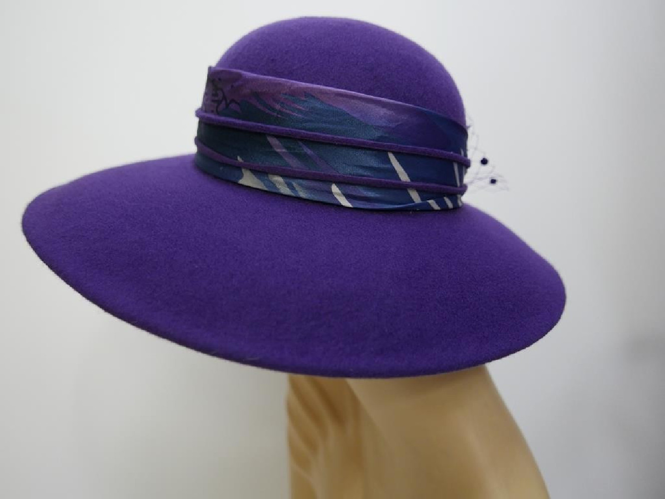 Vegas fioletowy kapelusz z dużym rondem -54-57 cm