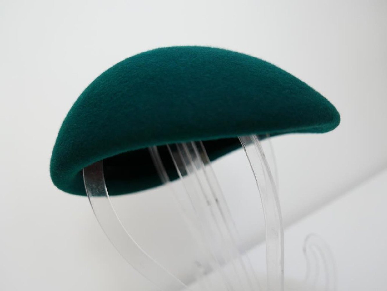 Ivanka 2 zielony  midi toczek filcowy