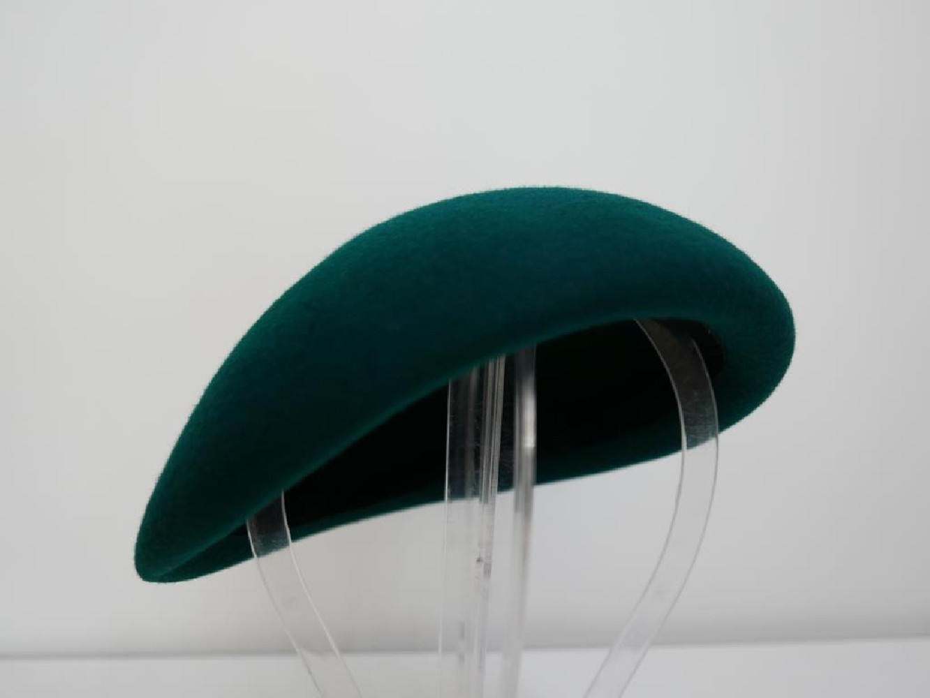 Ivanka 2 zielony  midi toczek filcowy