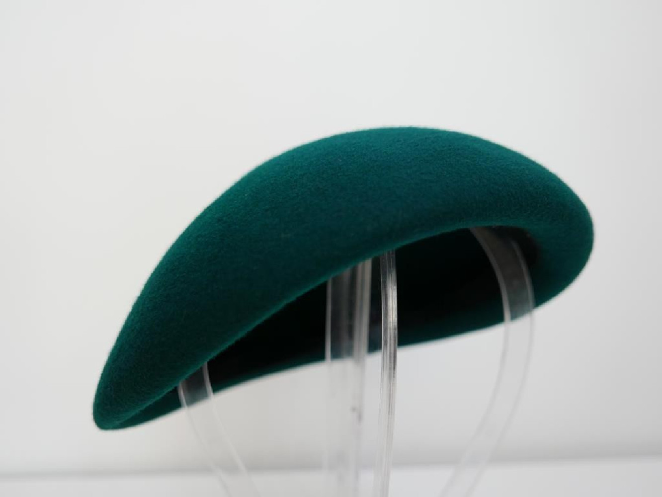 Ivanka 2 zielony  midi toczek filcowy