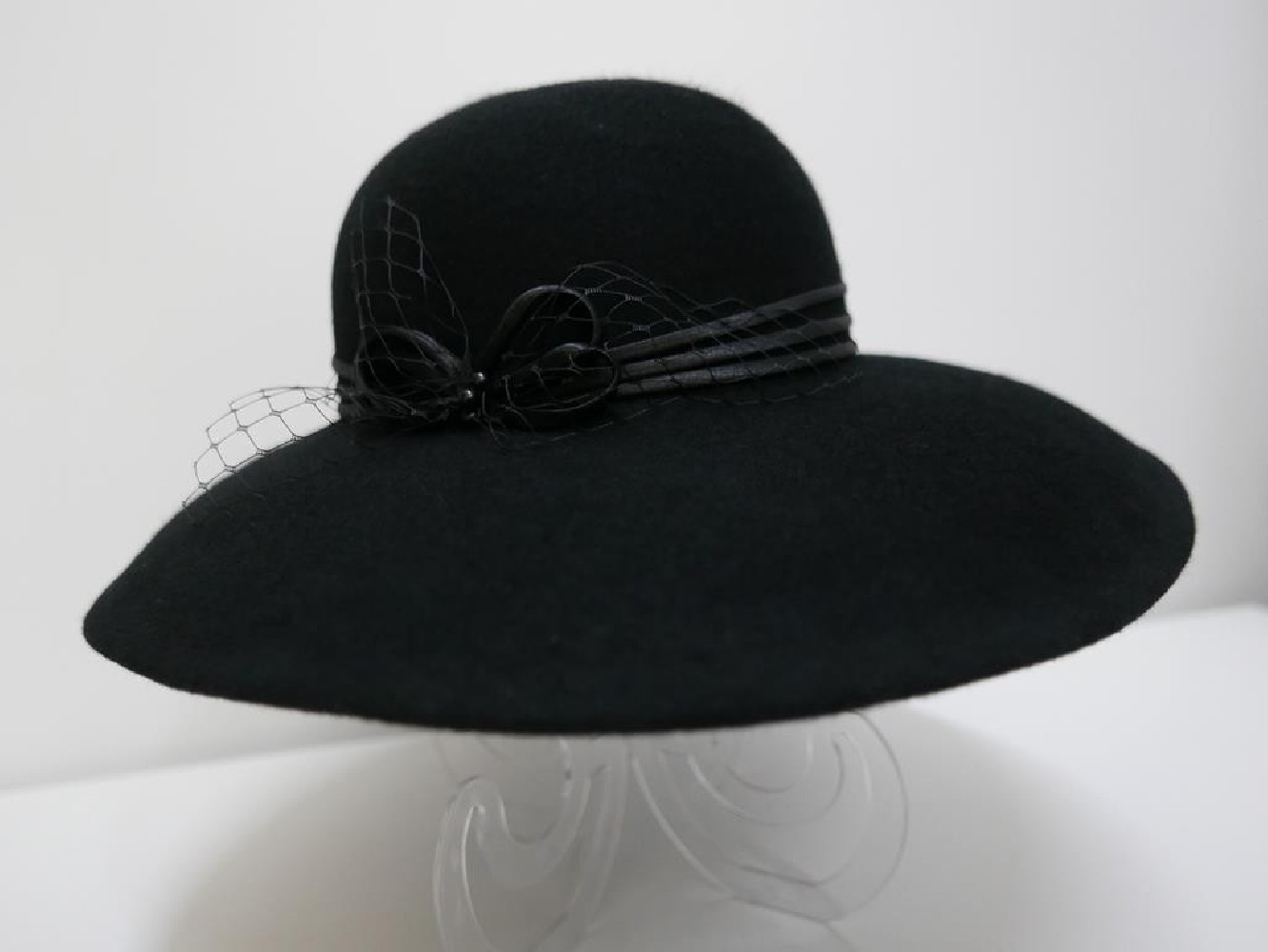 Vegas czarny kapelusz z dużym rondem -54-57 cm