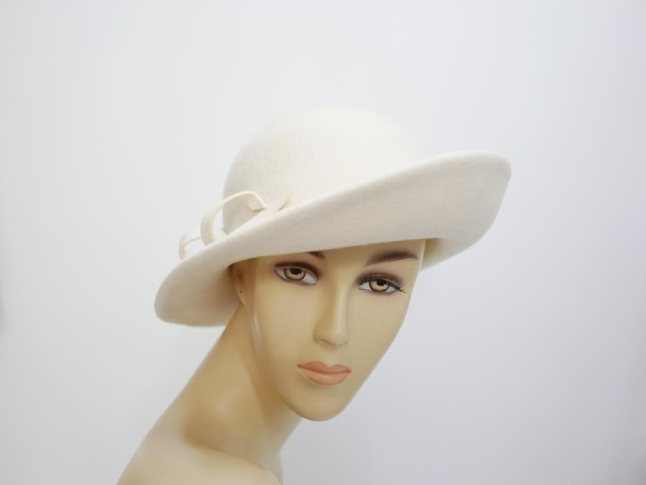 Rita ecru kapelusz filcowy 55-58 cm