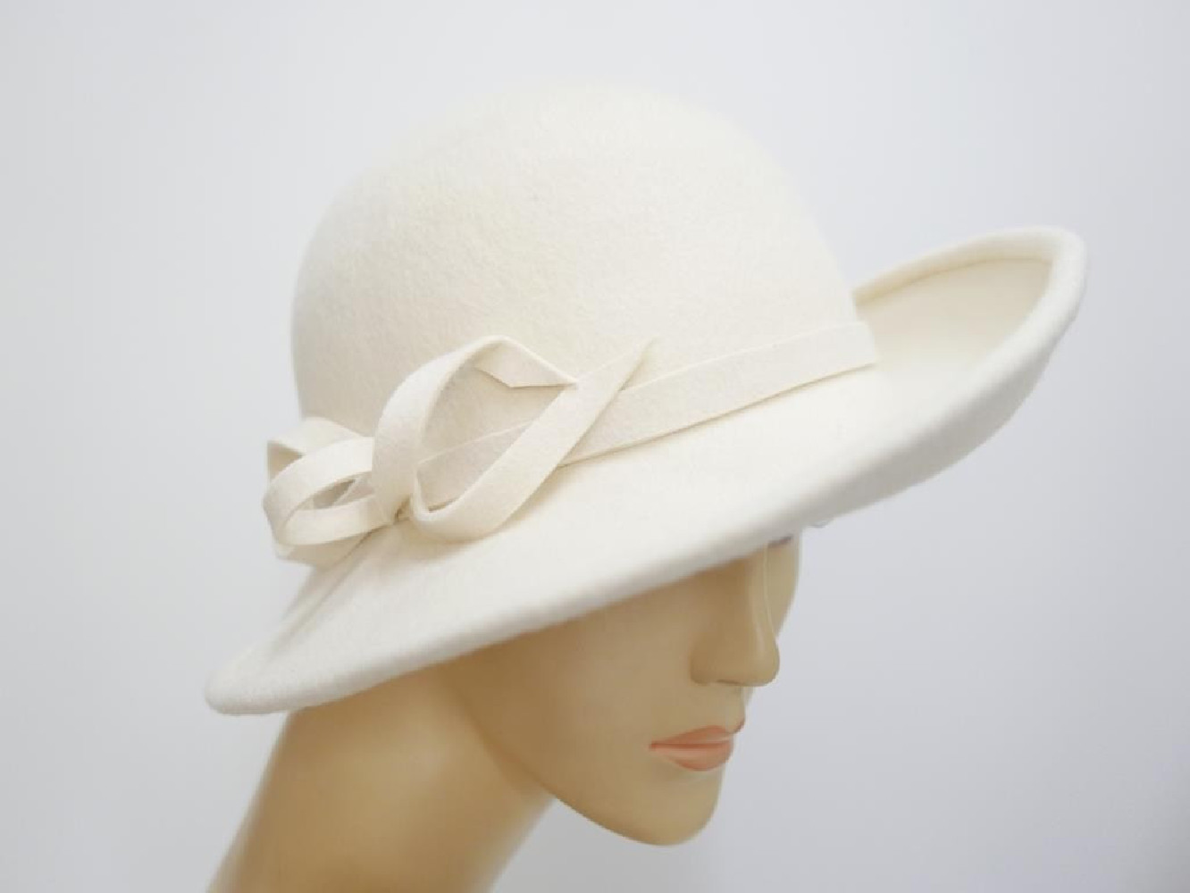 Rita ecru kapelusz filcowy 55-58 cm