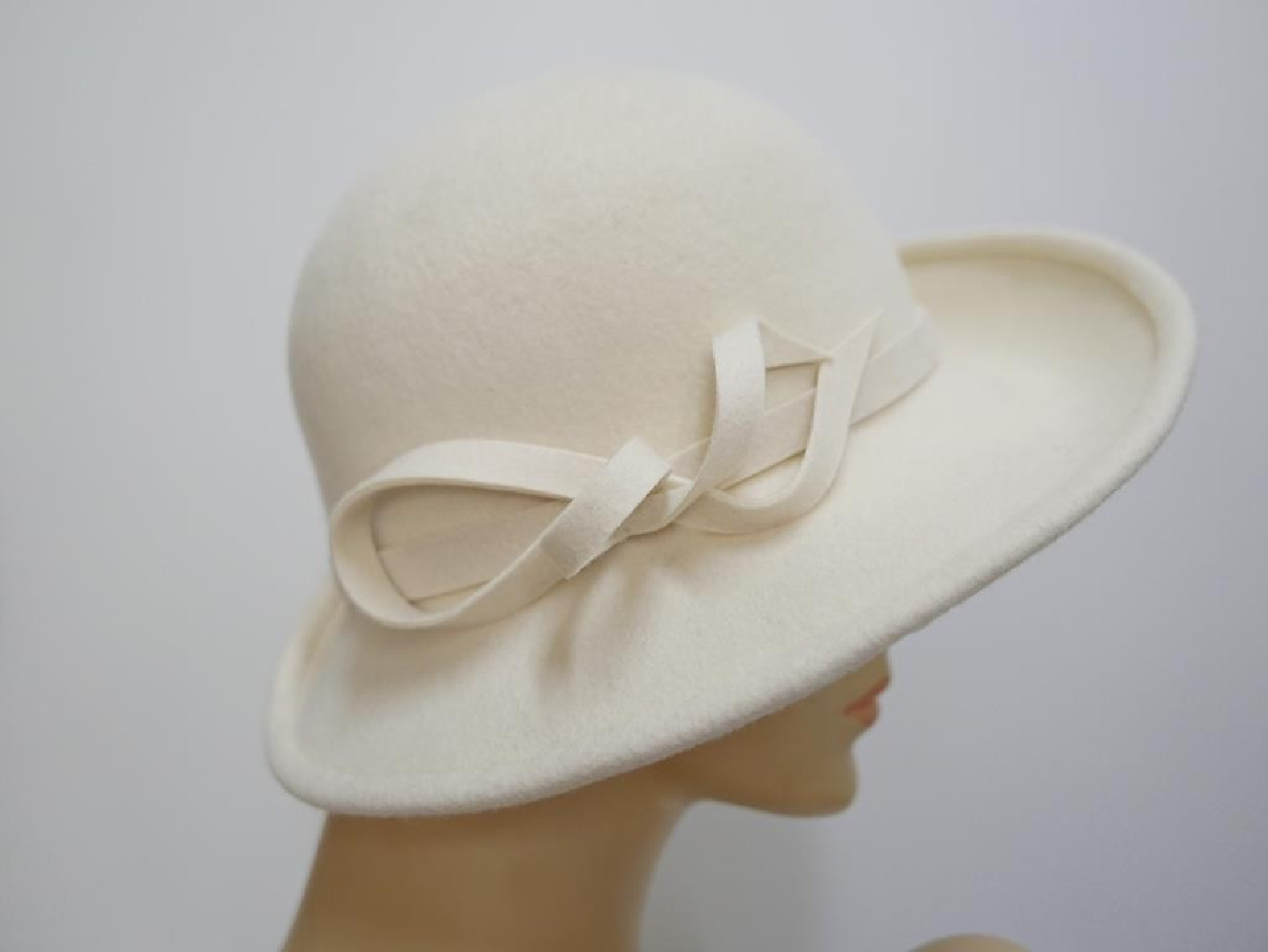 Rita ecru kapelusz filcowy 55-58 cm