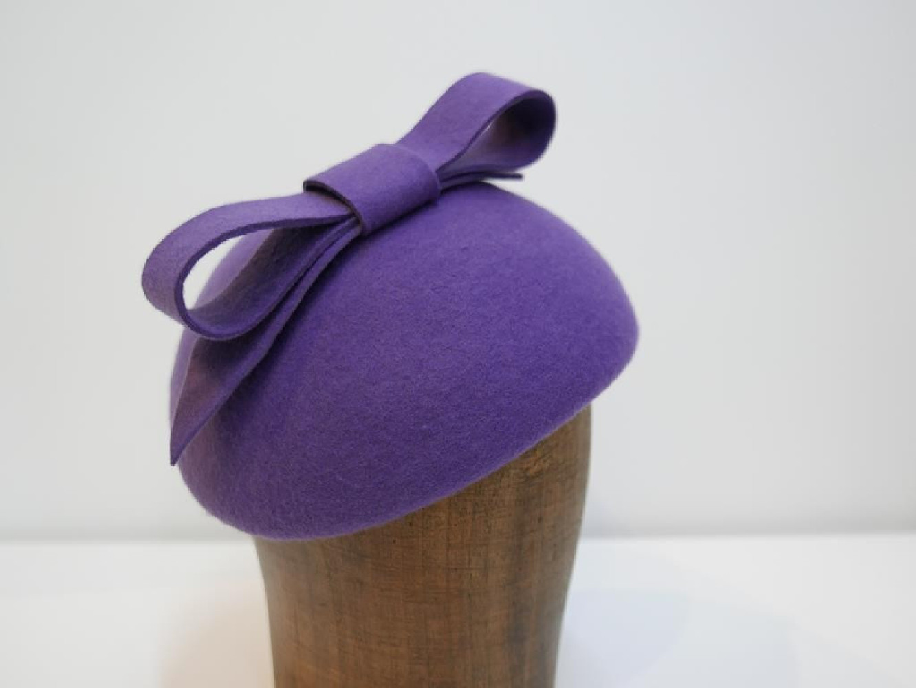 Ivanka 2 fioletowy midi toczek filcowy