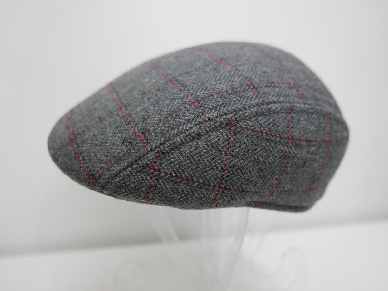 Szara krata kaszkiet męski tkanina 58cm
