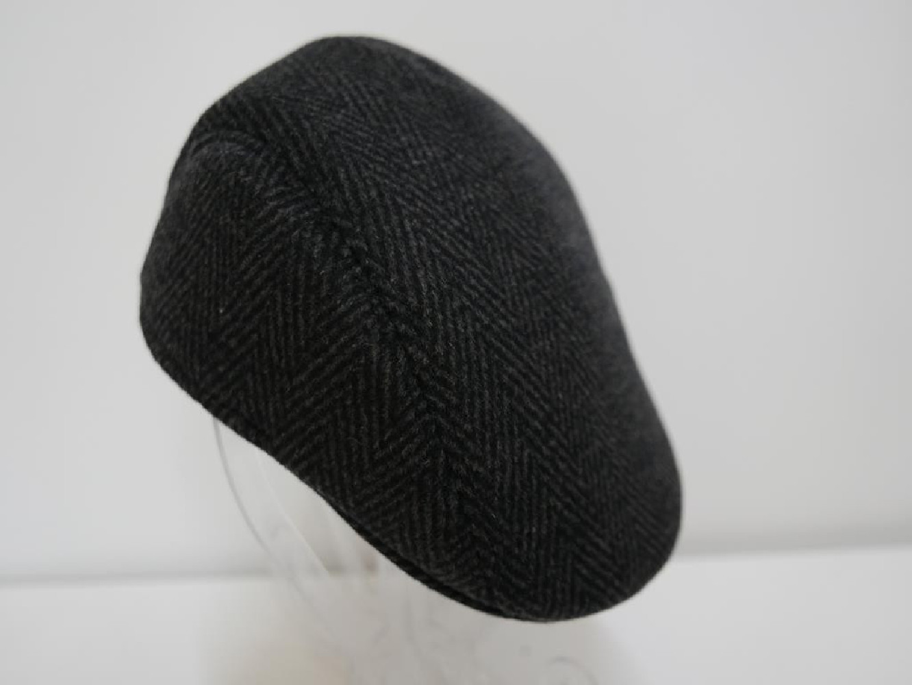 Jodełka kaszkiet męski tkanina 55 cm