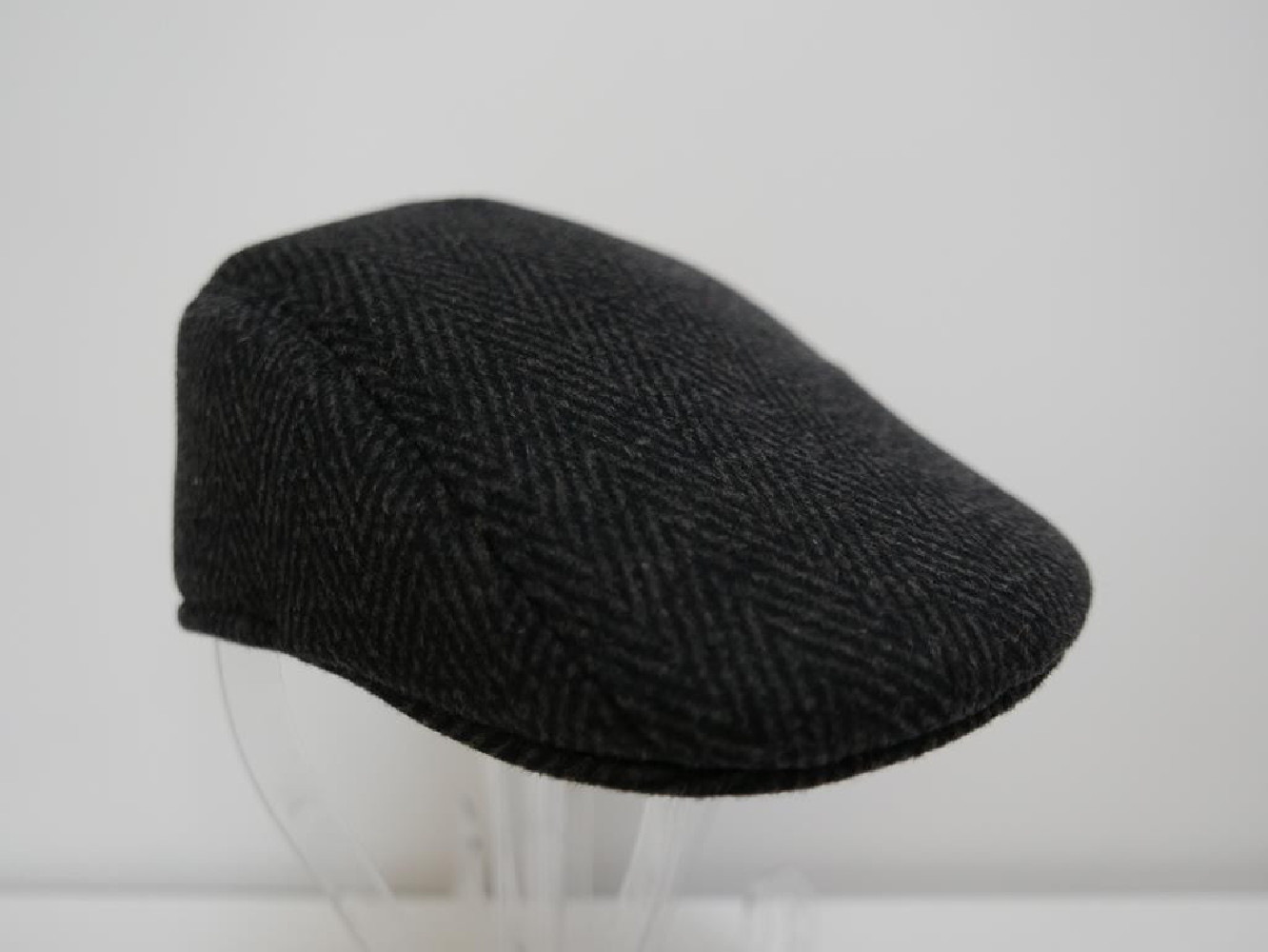 Jodełka kaszkiet męski tkanina 55 cm