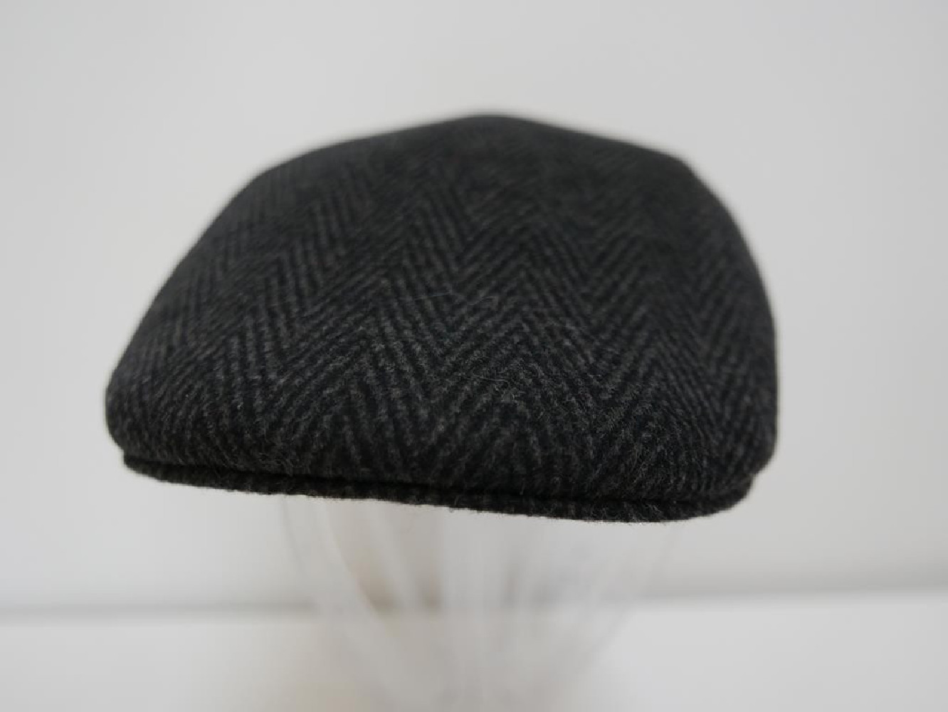 Jodełka kaszkiet męski tkanina 55 cm