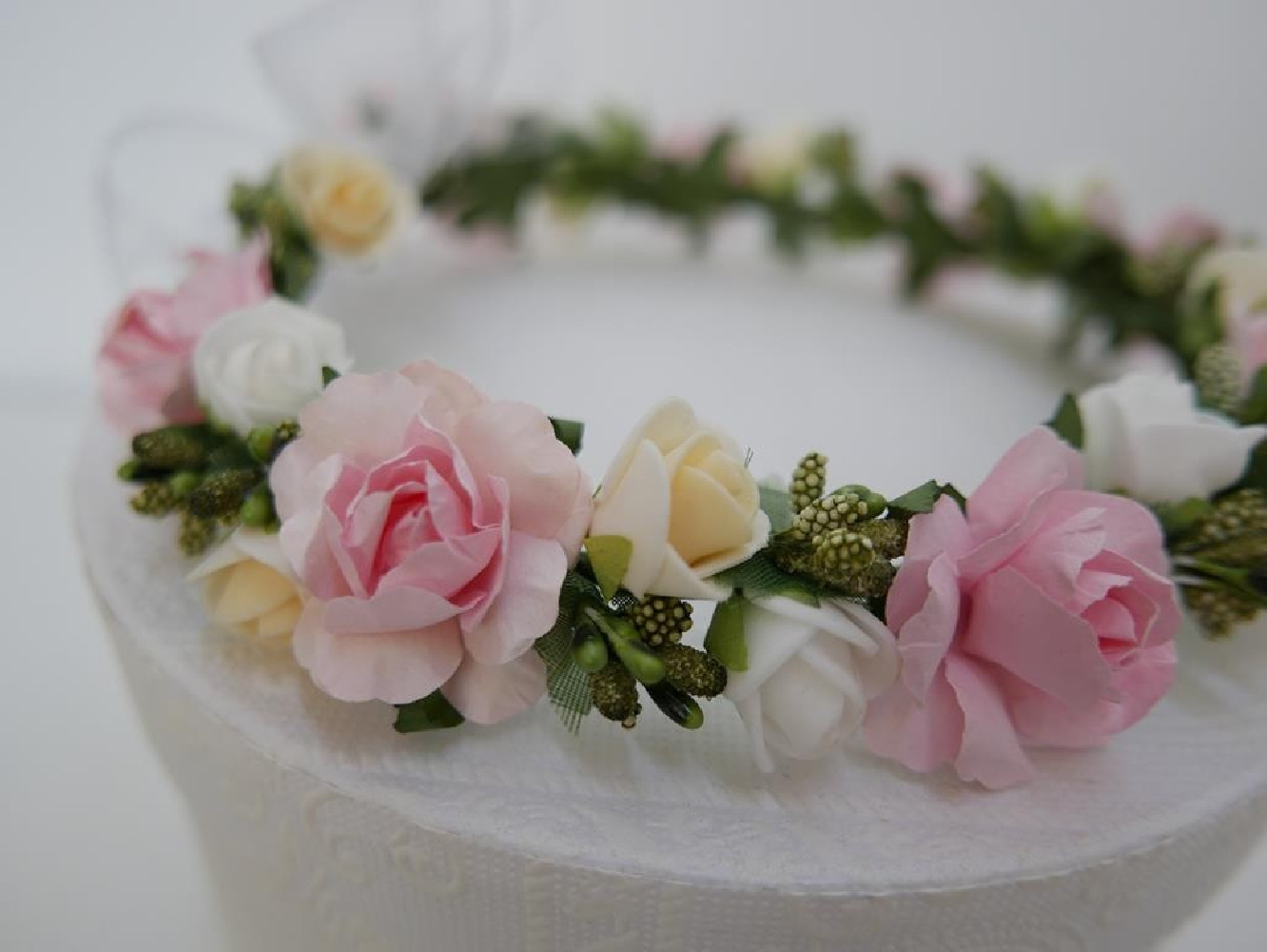 Kwiaty wiśni wianek z kokardą