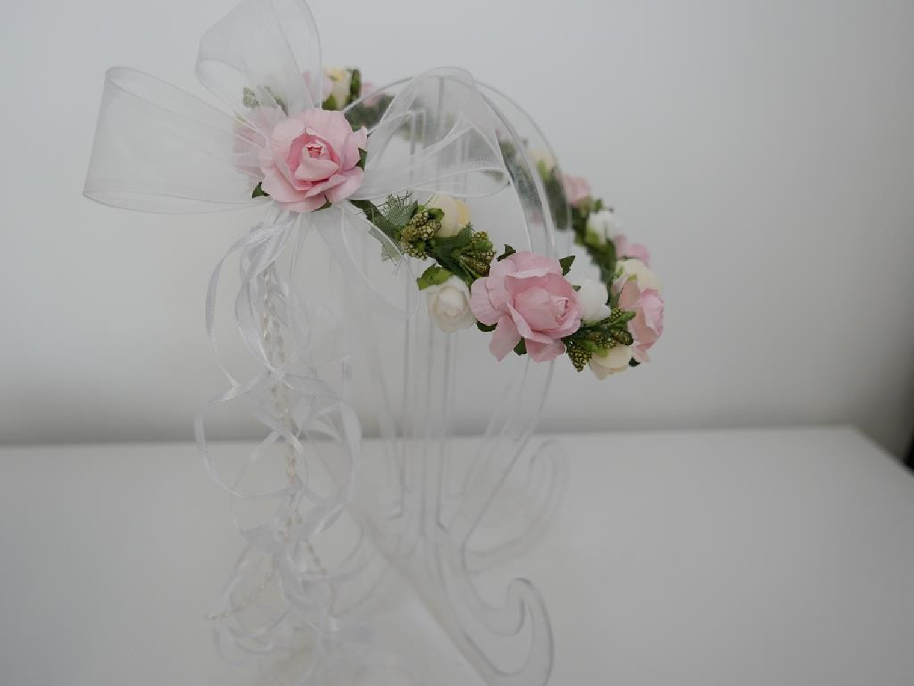 Kwiaty wiśni wianek z kokardą