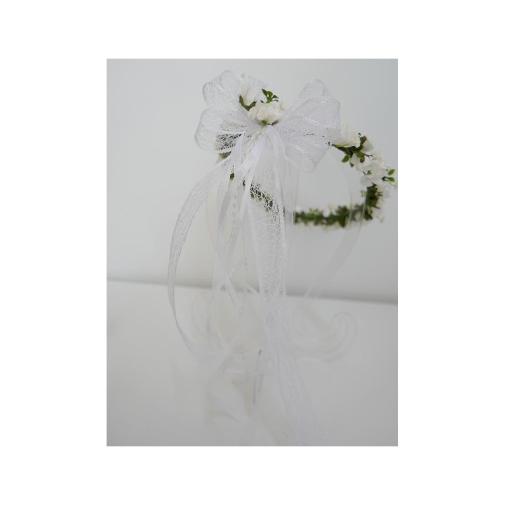 Biało zielony wianek z kokardą