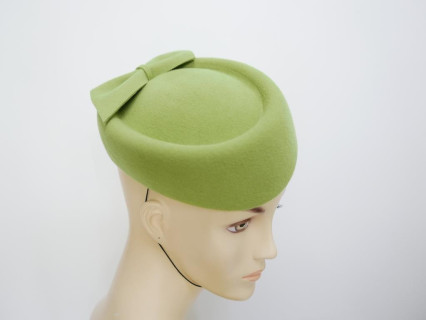 Tonya zielony toczek filcowy.