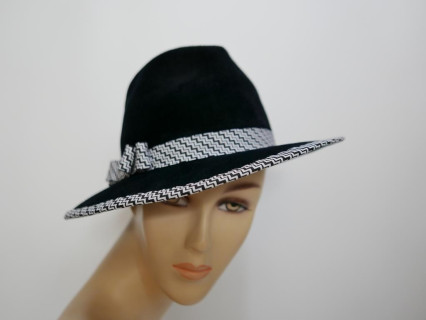 Biało czarna fedora kapelusz filcowy  fedora 56-58 cm