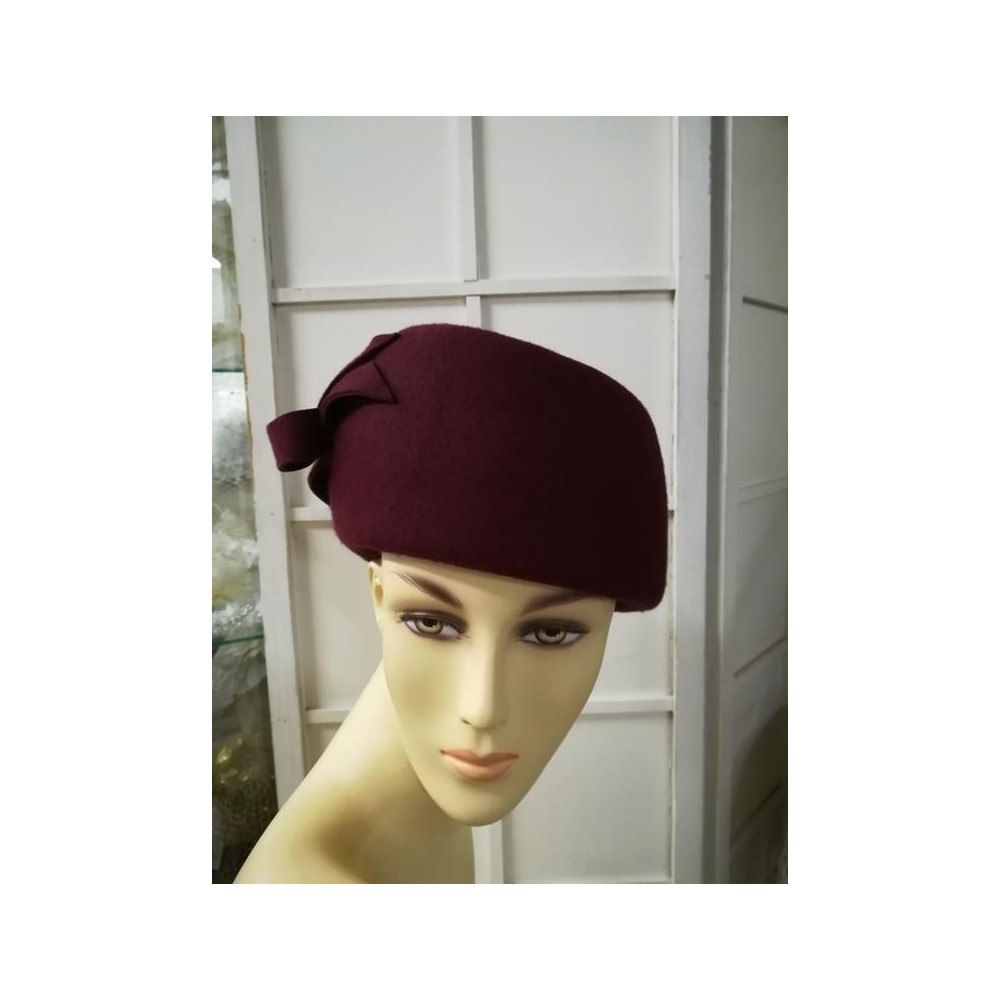 Donna -bordowa czapka furażerka 55-57 cm