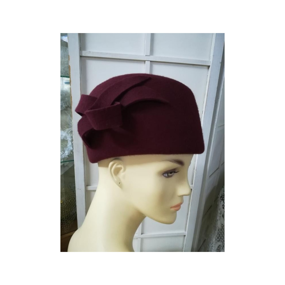 Donna -bordowa czapka furażerka 55-57 cm