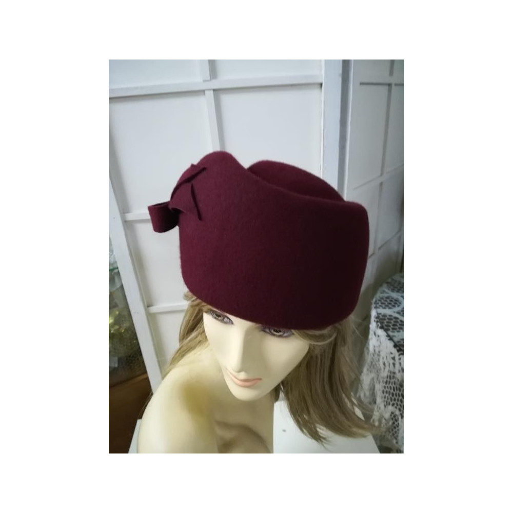 Donna -bordowa czapka furażerka 55-57 cm