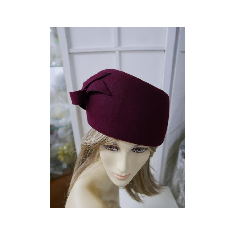 Donna -bordowa czapka furażerka 55-57 cm