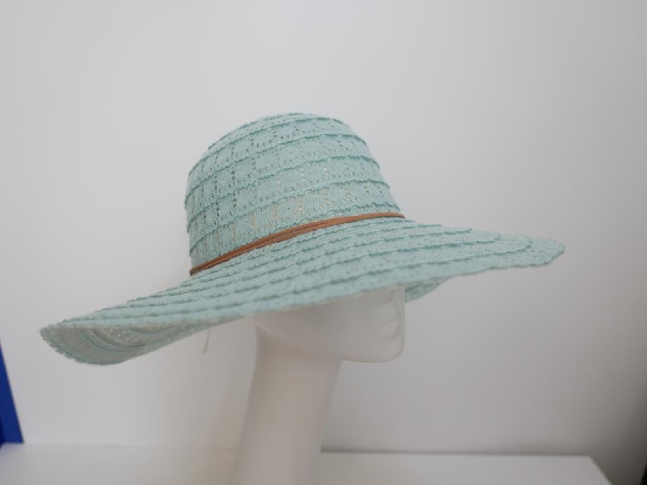 Miętowa koronka kapelusz letni  do 58 cm