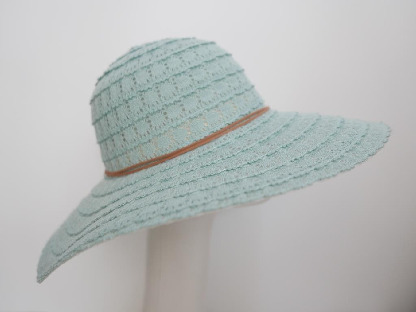 Miętowa koronka kapelusz letni  do 58 cm
