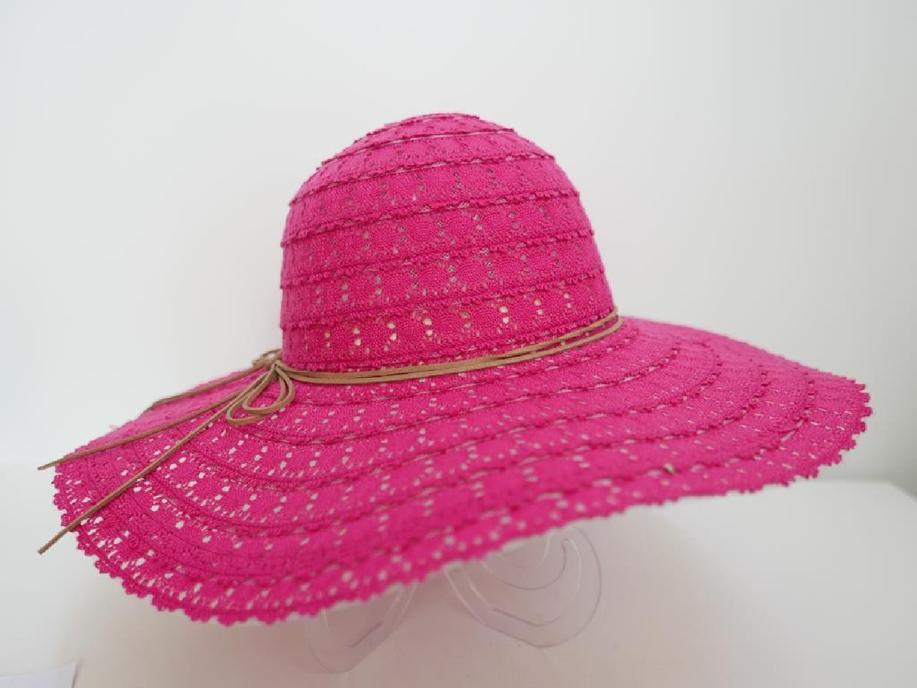 fuksja koronka kapelusz letni  do 58 cm