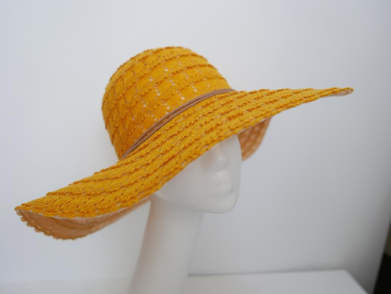 Żółta koronka kapelusz letni  do 58 cm