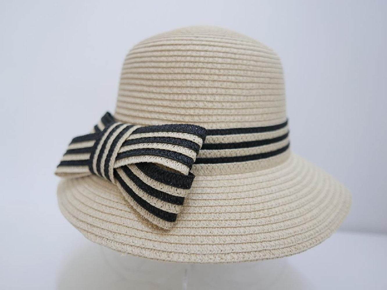 Słomkowy beżowy letni  kapelusz klosz do 57cm