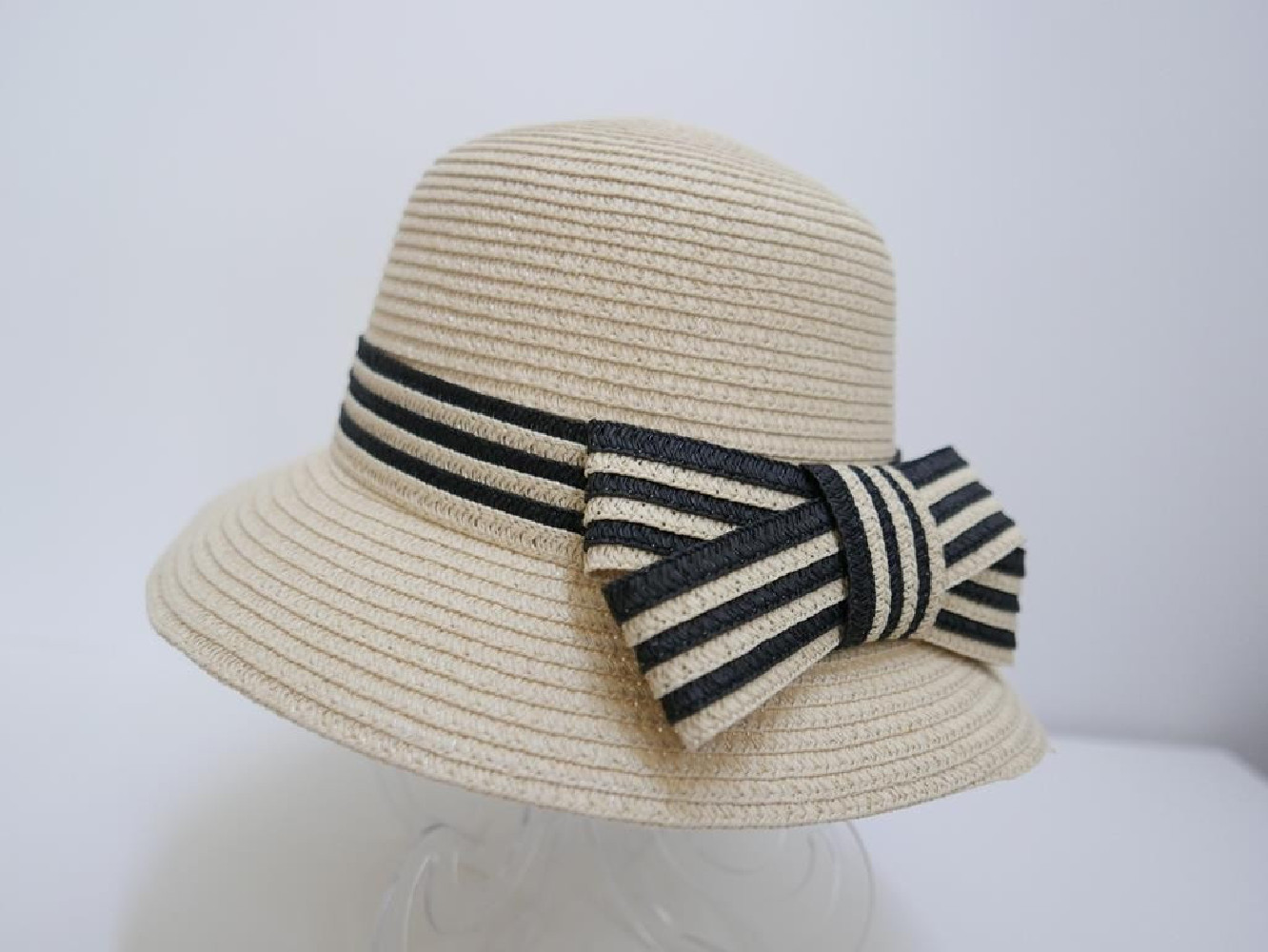 Słomkowy beżowy letni  kapelusz klosz do 57cm