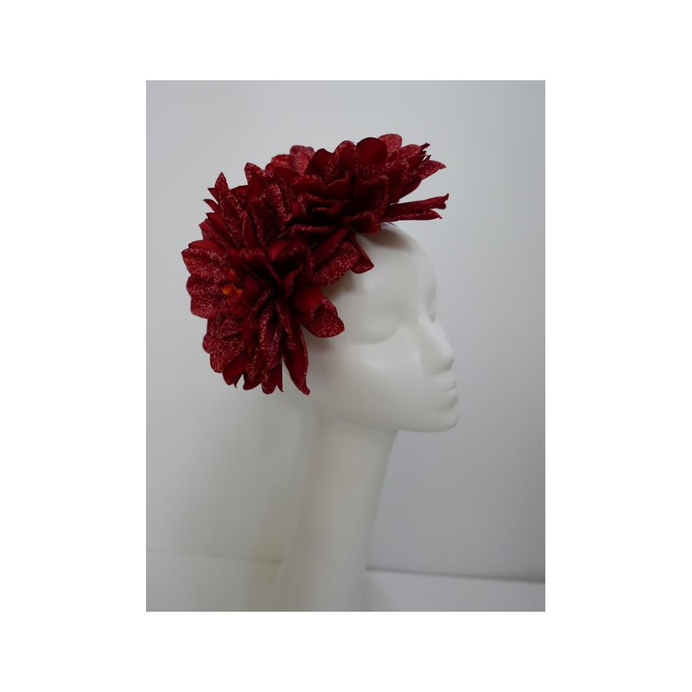 Czerwone dalie fascynator na opasce
