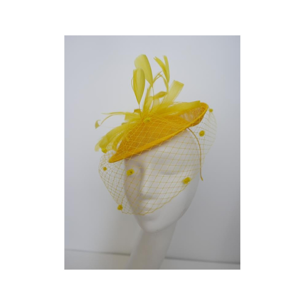 Żółty kapelusik koktajlowy z woalką, z lnu na przepasce