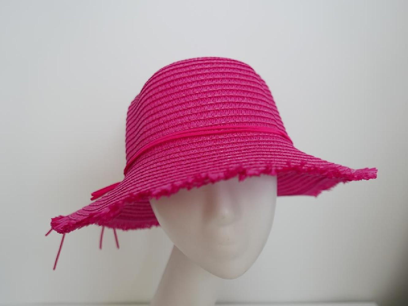 Fuksja słomkowy letni  kapelusz  56-57 cm