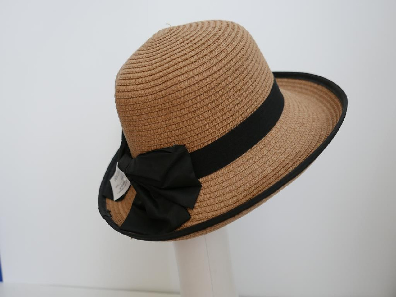 Beżowy słomkowy letni  kapelusz  do 57 cm