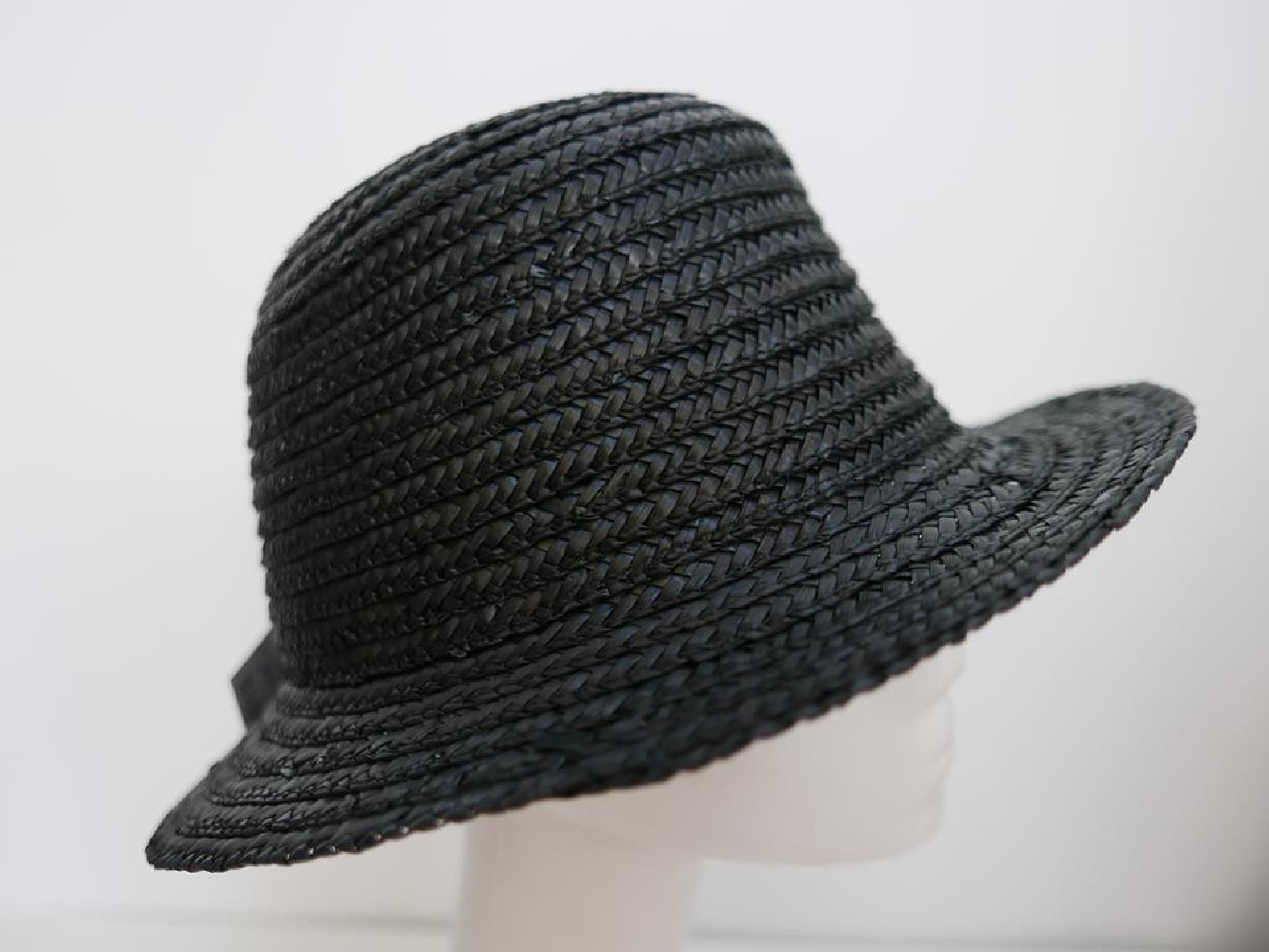 Czarny słomkowy letni  kapelusz do 58-59 cm
