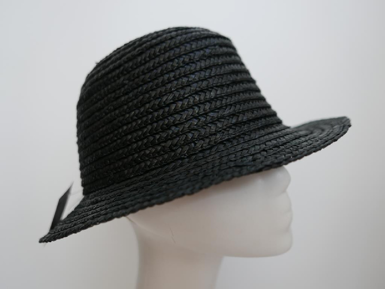 Czarny słomkowy letni  kapelusz do 58-59 cm