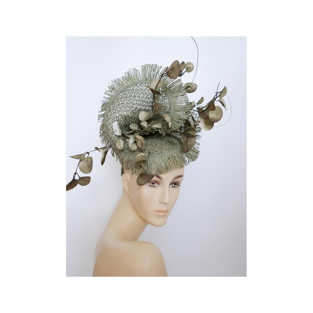 Zielony letni  fascynator z piórami
