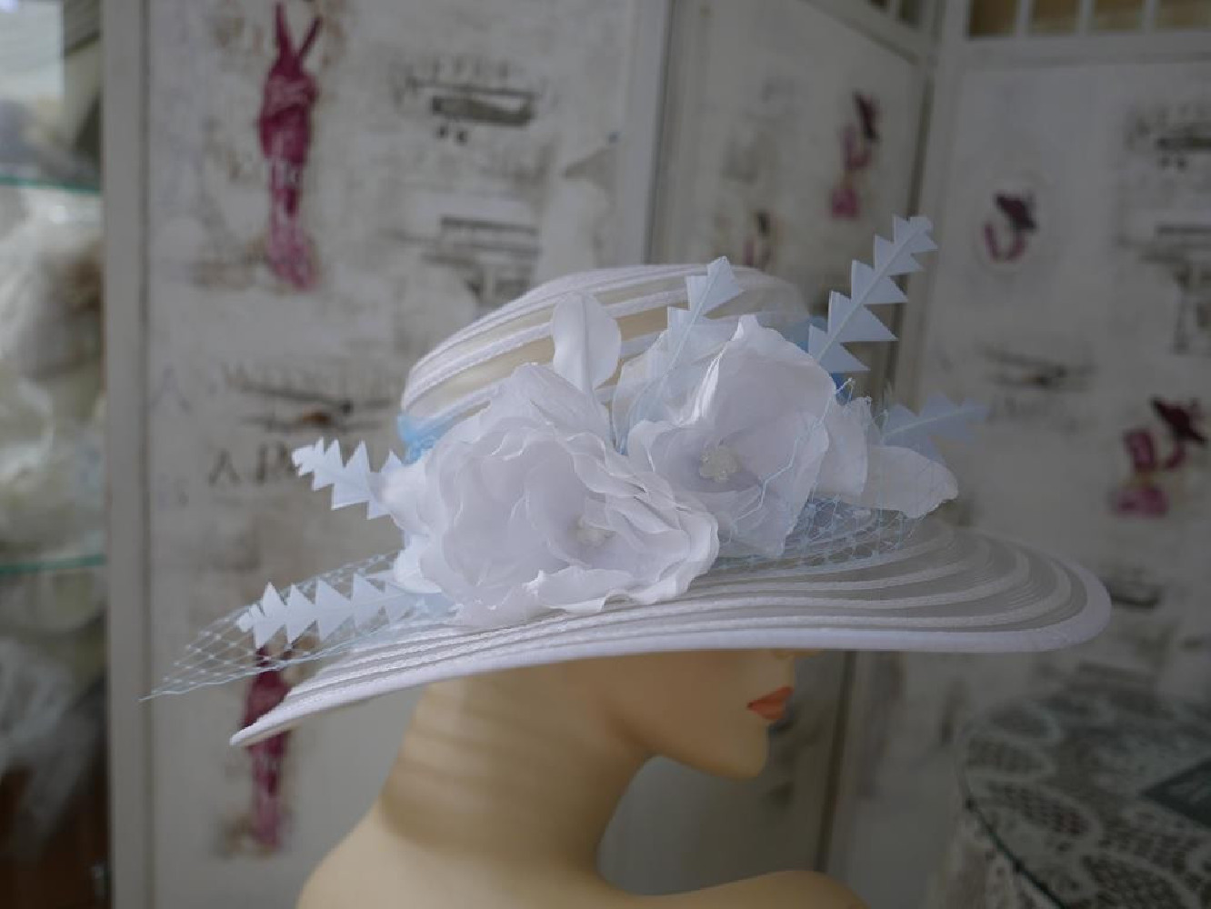 California biało błękitny kapelusz do 57 cm regulowany