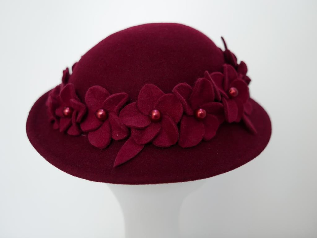 Garden bordowy kapelusz dysk na główce