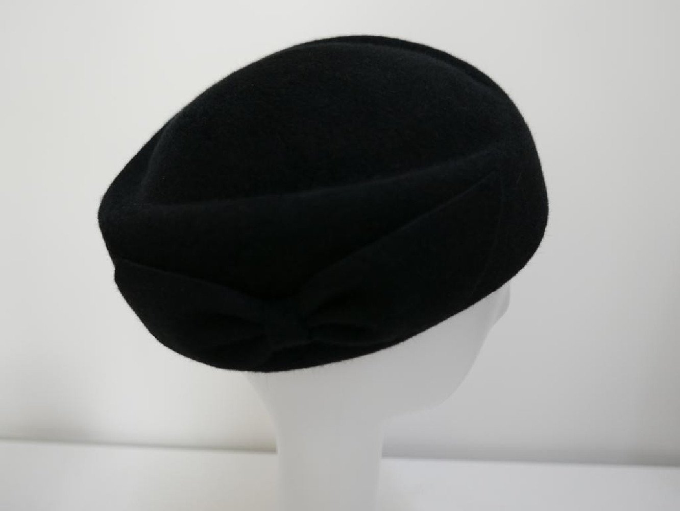 Teodora pilśń welurowa  toczek 54-57 cm