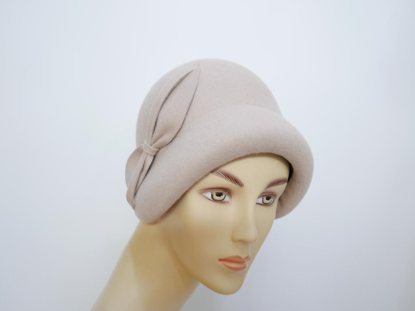 Gina bezowa kapeluszo czapka Vintage 53-56 cm