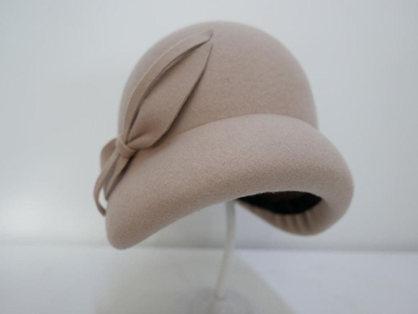 Gina bezowa kapeluszo czapka Vintage 53-56 cm