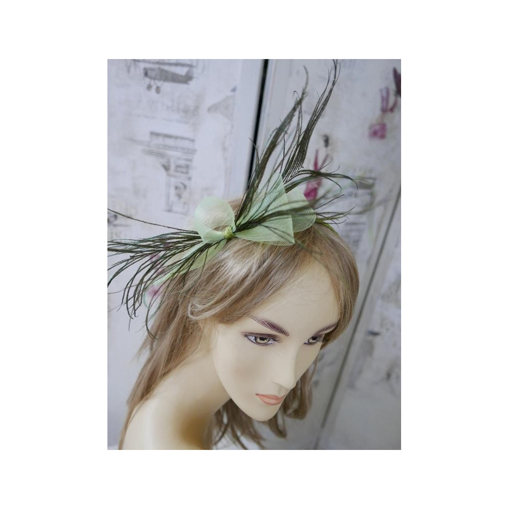 Pistacjowo zielony fascynator z crin- Przepaska