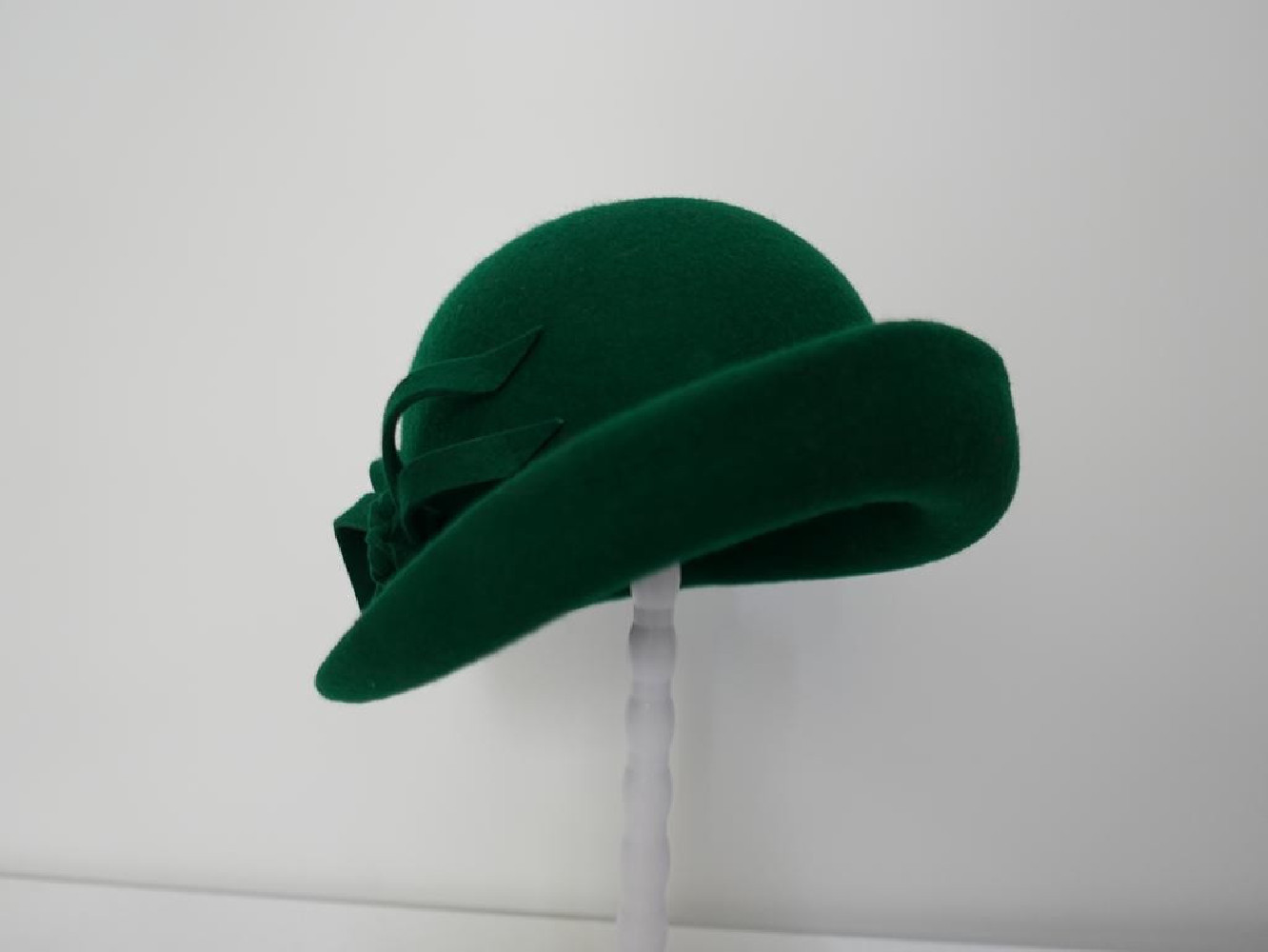 Pola Negri retro zieleń butelkowa kapelusz filcowy 54-57 cm