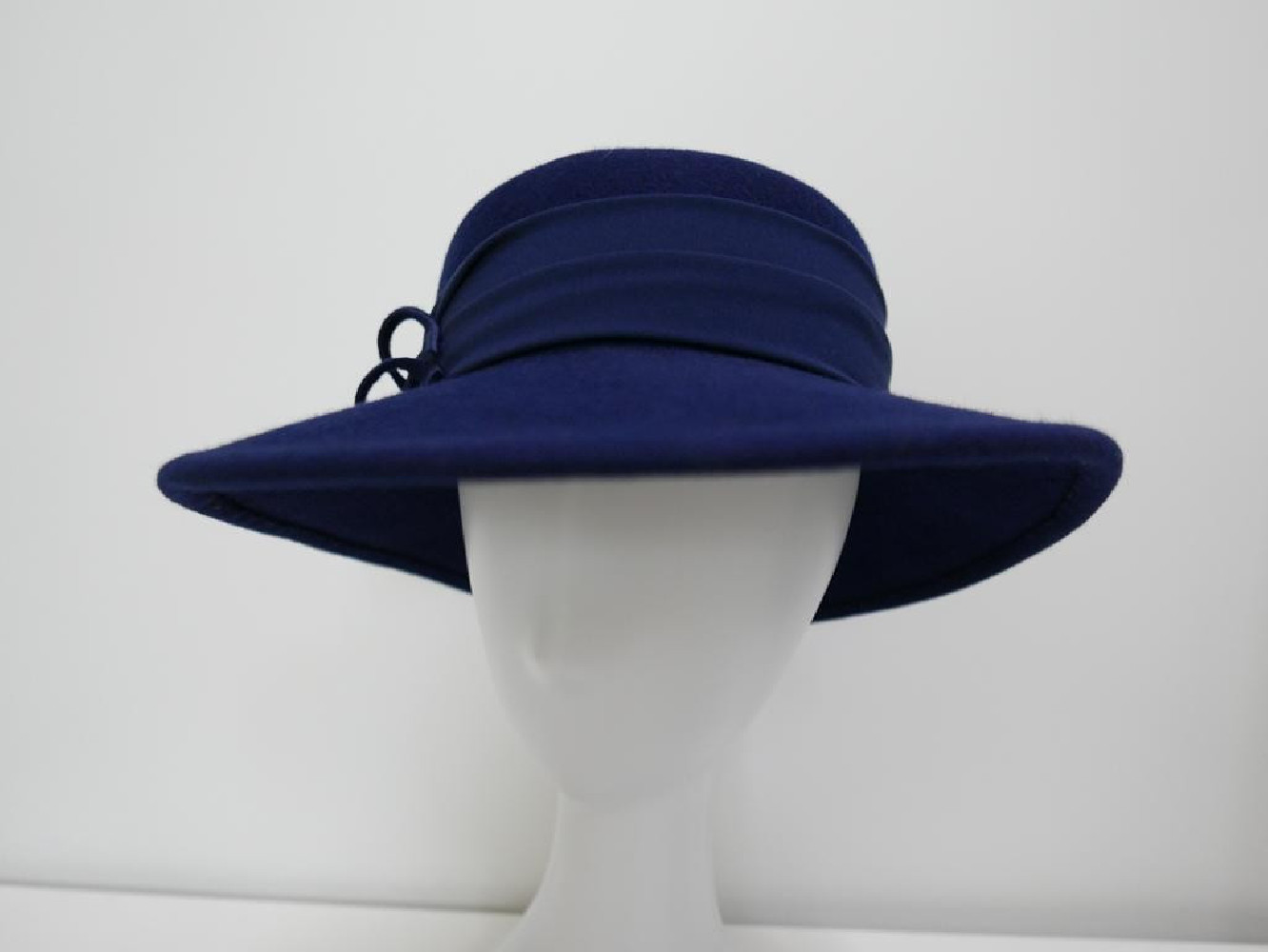 Constance granatowy kapelusz kanotier filc wełna 54-56 cm