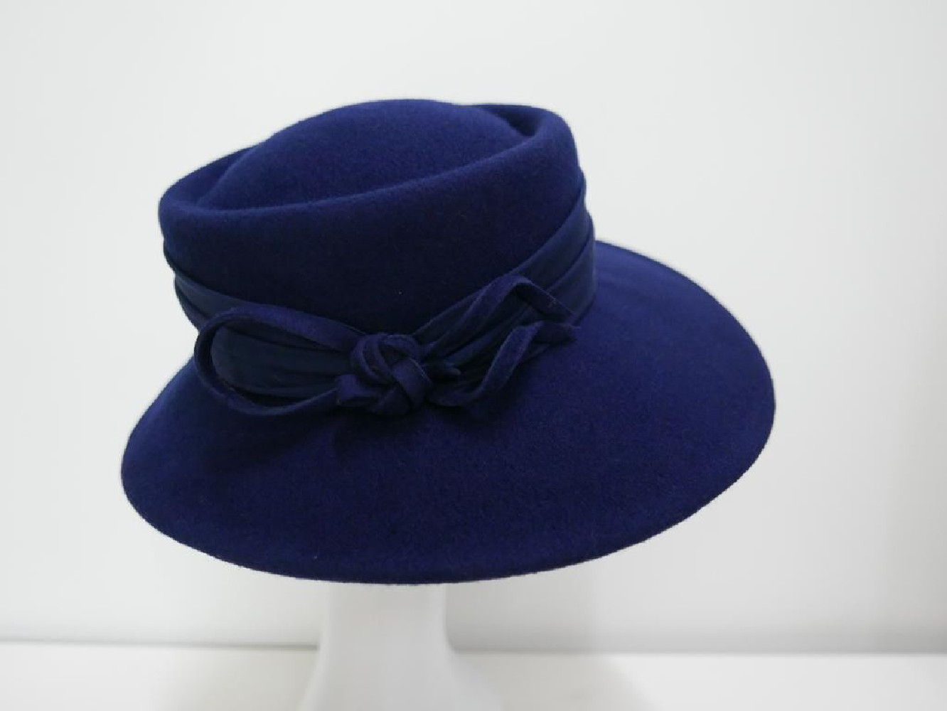 Constance granatowy kapelusz kanotier filc wełna 54-56 cm